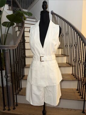 NWT Lizette Collection Sleeveless White Belted Blazer Long Shorts Set (Medium)